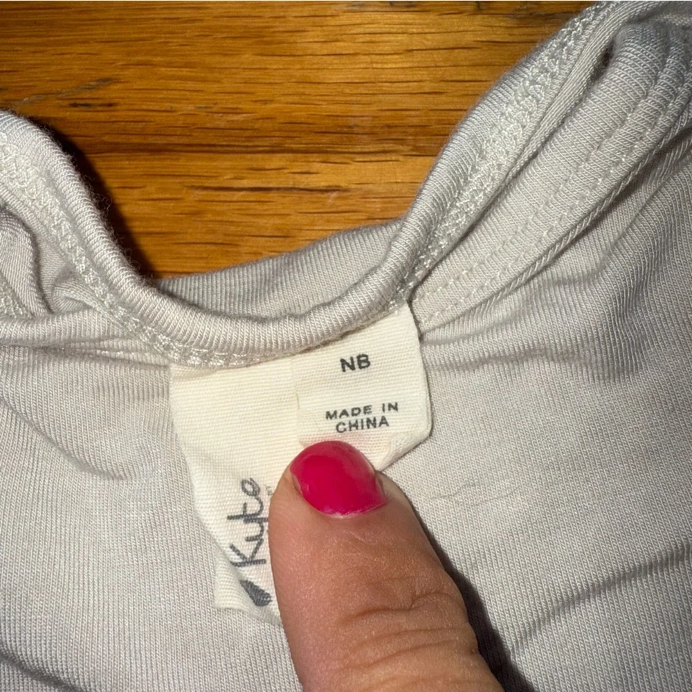 KYTE BABY Short Sleeve One‎ Piece Onesie Button Bottom Grey Neutral Newborn